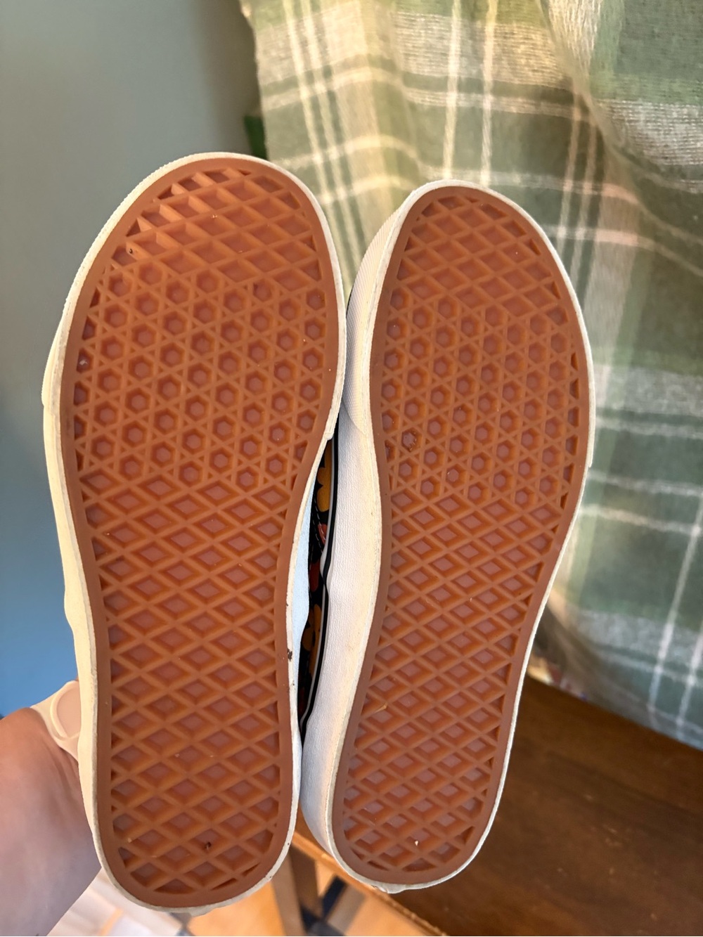 Vans Slip-On Sneakers with Retro Floral Print - Picture 9 of 10